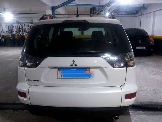 MITSUBISHI OUTLANDER 2.0 16V GASOLINA 4P AUTOMÁTICO MITSUBISHI OUTLANDER 2.0 16V GASOLINA 4P AUTOMÁTICO